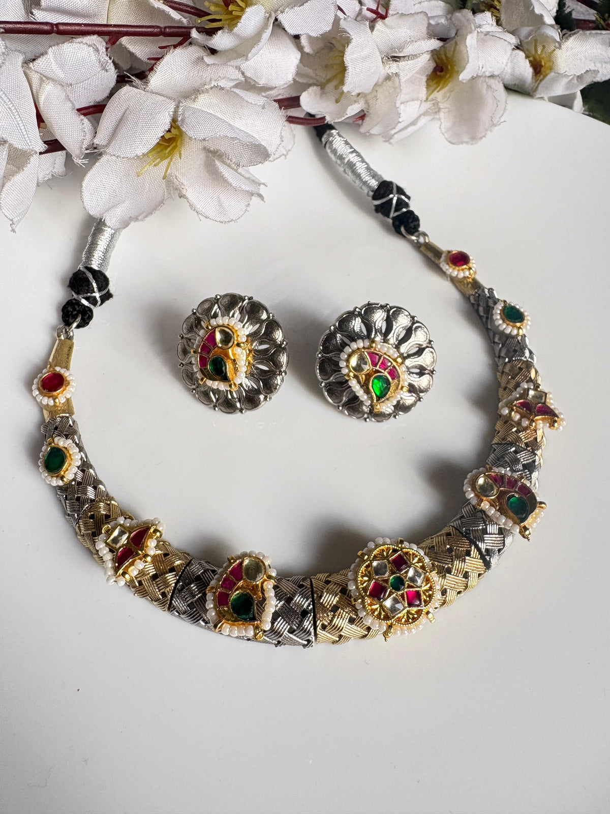 Rajwadi Veena Dual Tone SLA Hasli Necklace Set | Premium Kundan Fusion Hasli with Earring