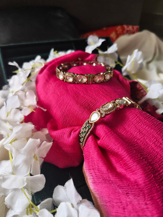 Zariya Polki Moissanite Emerald Kada Set | Premium Bridal Kundan Bangles