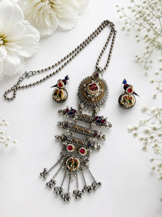 Morbagh Riwaayat Dual Tone Silver Look Alike Fusion Kundan Long Necklace Set Online