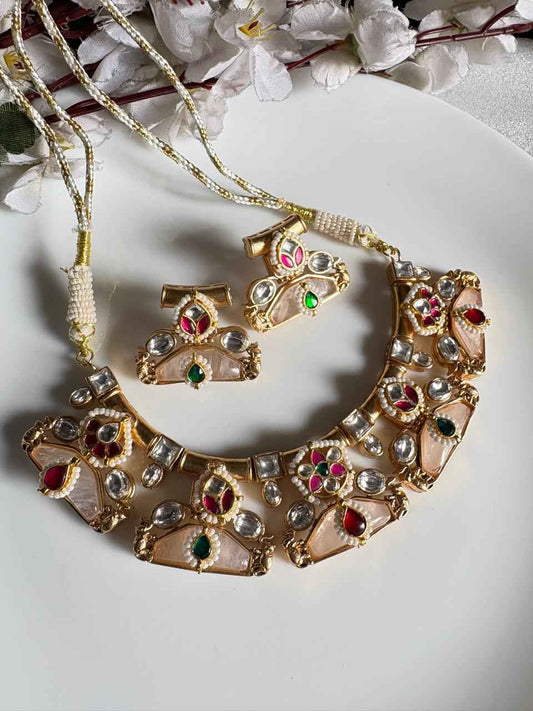 ApsaraAura Gold Hasli Set | Gold Matte Apala Hasli Necklace Set with Kundan Fusion | Statement Jewellery