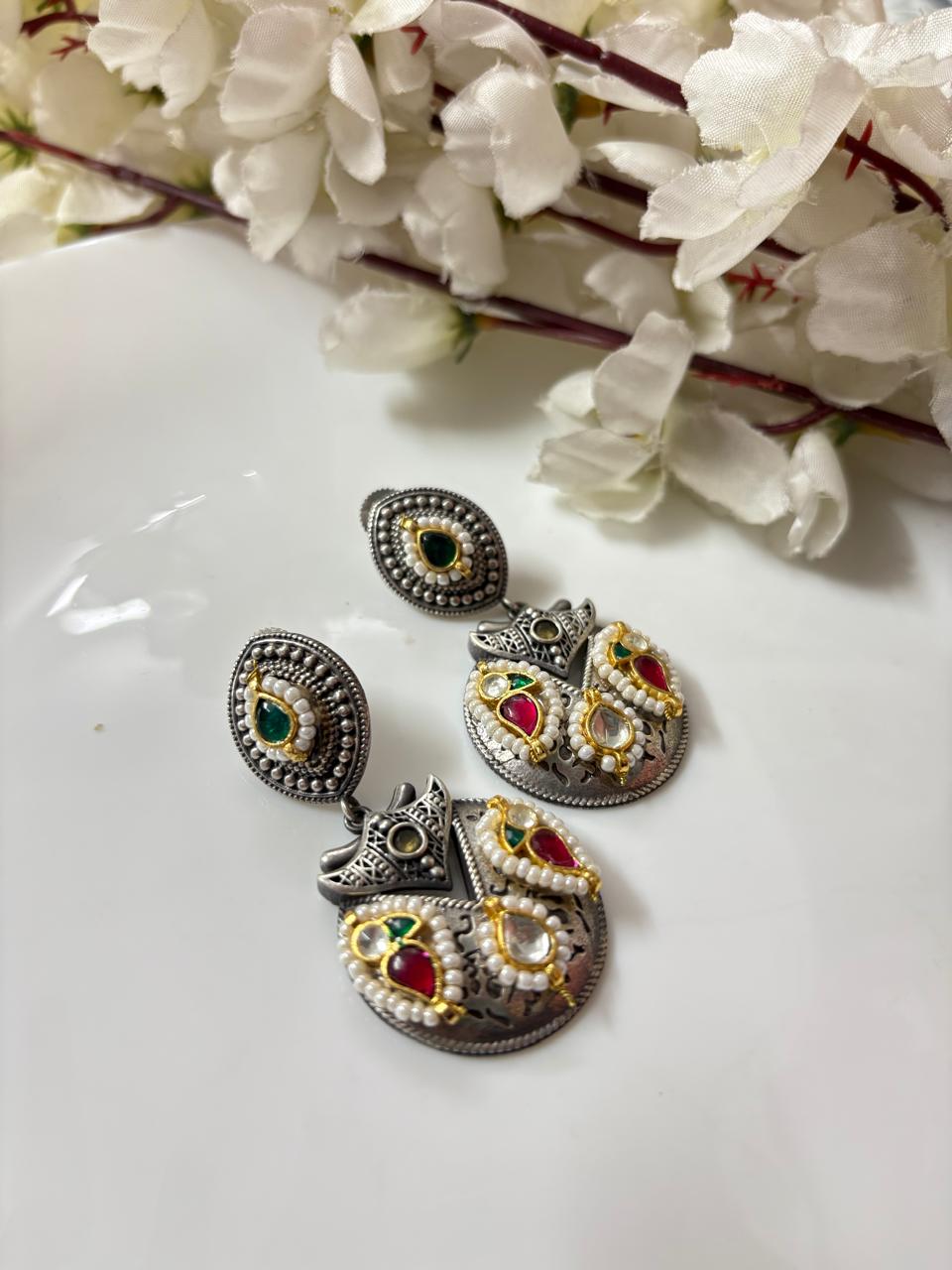 Elanira Dual Tone Kundan Earrings Online | Premium Fusion Ethnic Earrings for Women