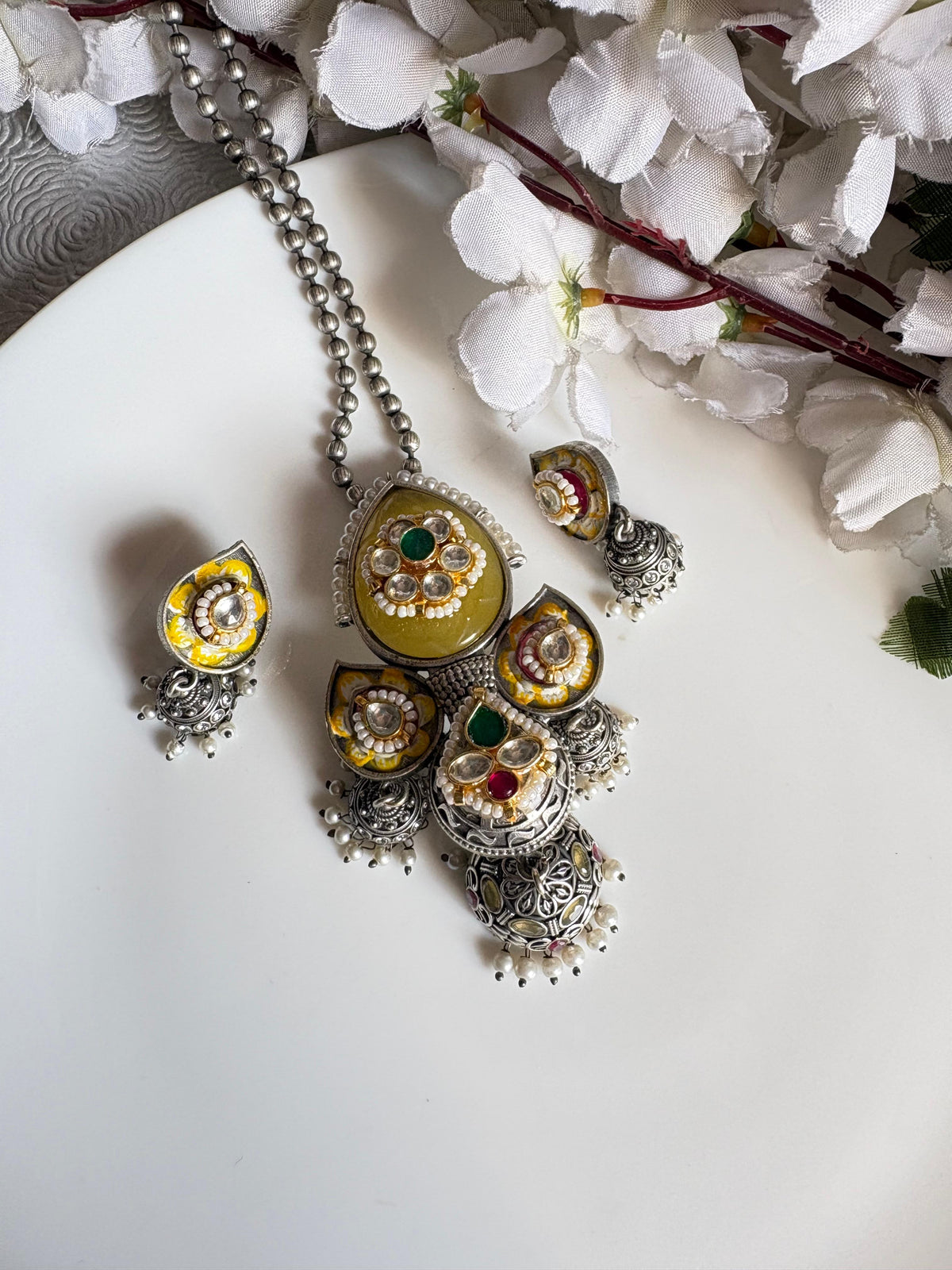Pacchi Kundan Pendant & Earrings by Alankrent