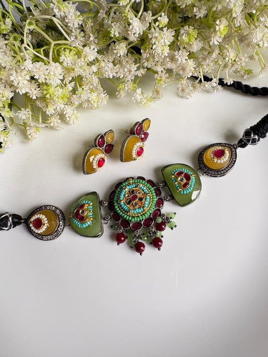 Rangavalli Kundan Fusion Multicolour Stone Choker Necklace Set with Earrings – Silver Look-Alike Indian Jewellery