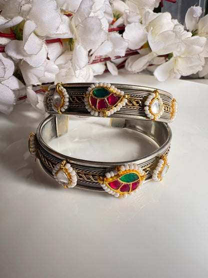 Vaidehi Premium Dual Tone German Silver Kundan Fusion Flexible Handcuff Kada for Women | Adjustable Brass Cuff Bracelet