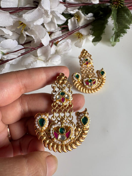 Gold Matt Kundan Earrings Single by Alankrent