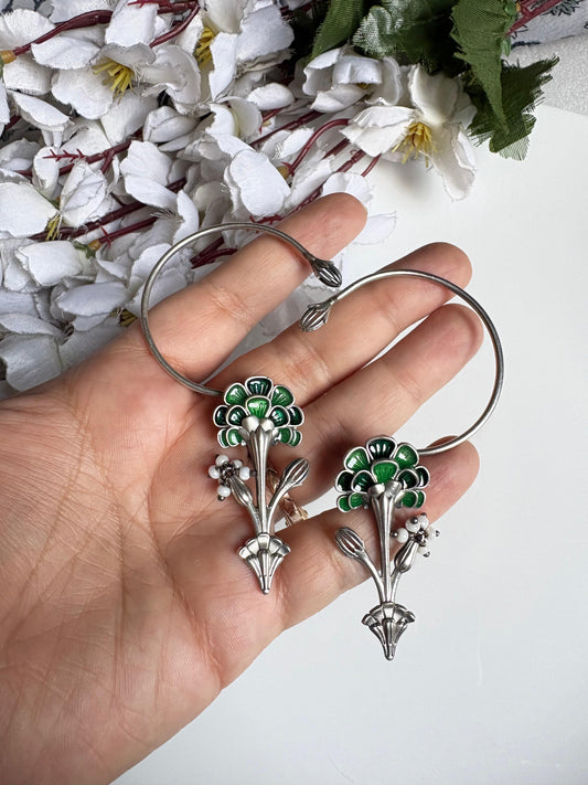 Pushpika Premium SLA Ear Cuff Earrings – Floral Fusion Statement Earcuffs with Pearl Detailing
