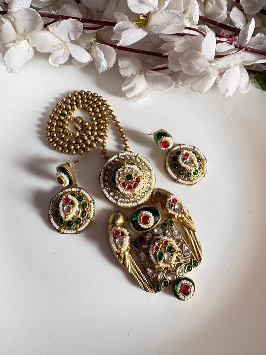 Apala Dark Polish Kundan Long Necklace by Alankrent