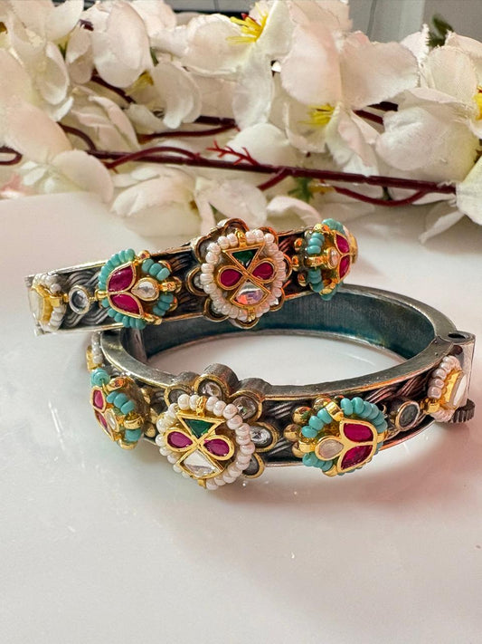 Tarakshi Kundan Fusion Premium Dual Tone Kada – Brass Designer Ethnic Handcuff Bangle for Women | 2.2 Size