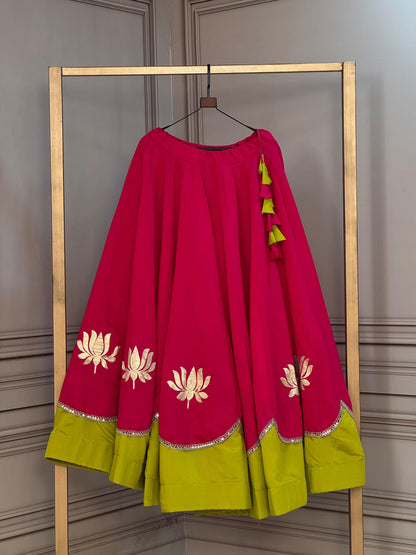 Avrita Vasundhara Gujarati Chaniya | 6 Meter Full-Stitched Navratri Lehenga with Lotus Gota & Mirror Lace Work