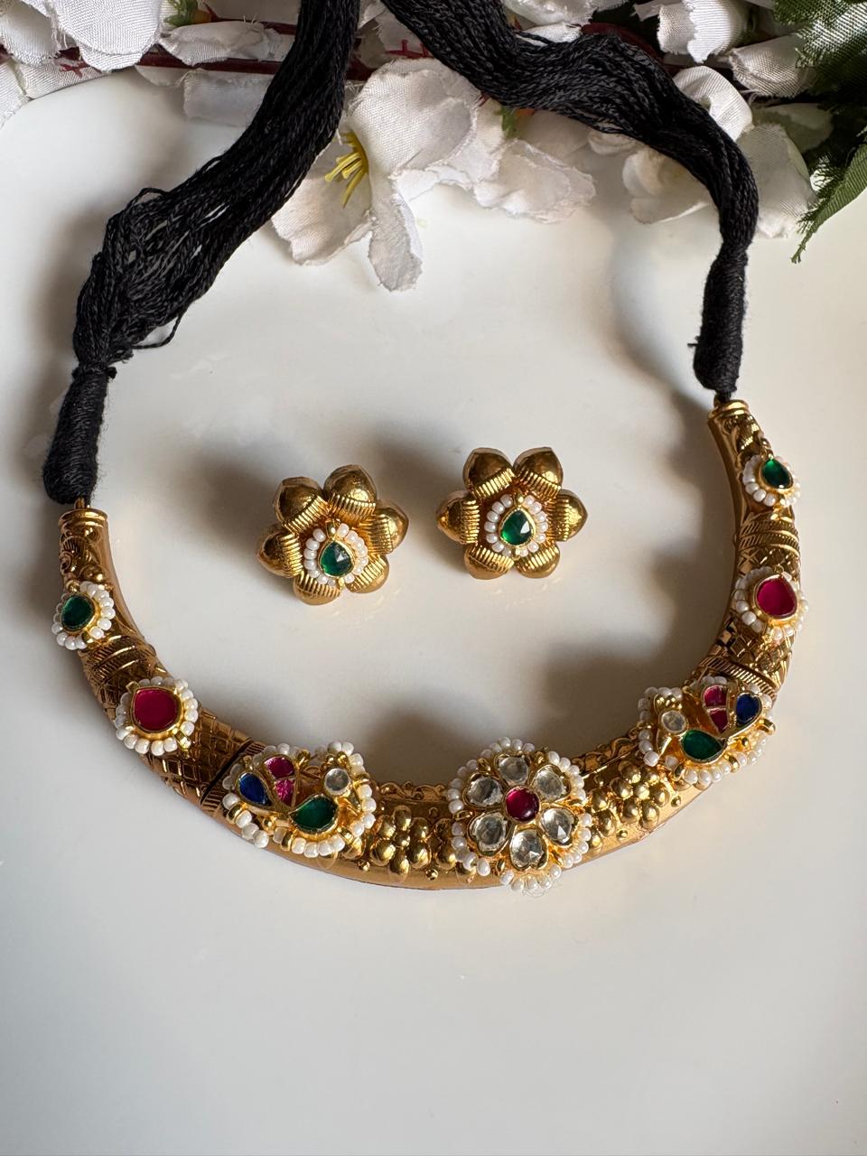 Gold Matt Hasli Necklace Set with Kundan Fusion & Earrings | Premium Ethnic Jewellery | Ready Stock | Alankrent | AK-20260112-HS53 by Alankrent