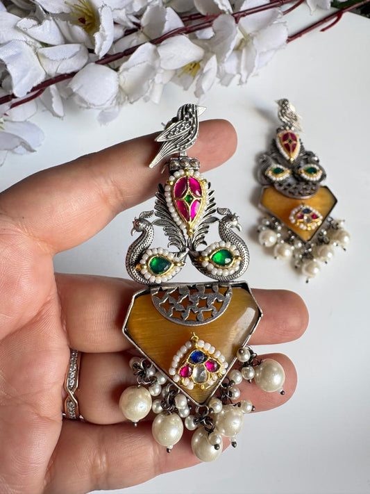 Mayurvaani SLA Stone Kundan Fusion Statement Earri