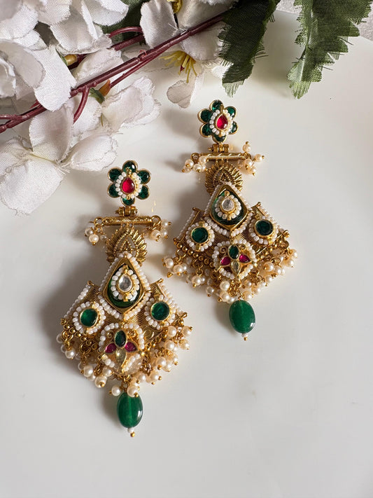 Gold Matt Kundan Earrings Variant - Alankrent Luxe