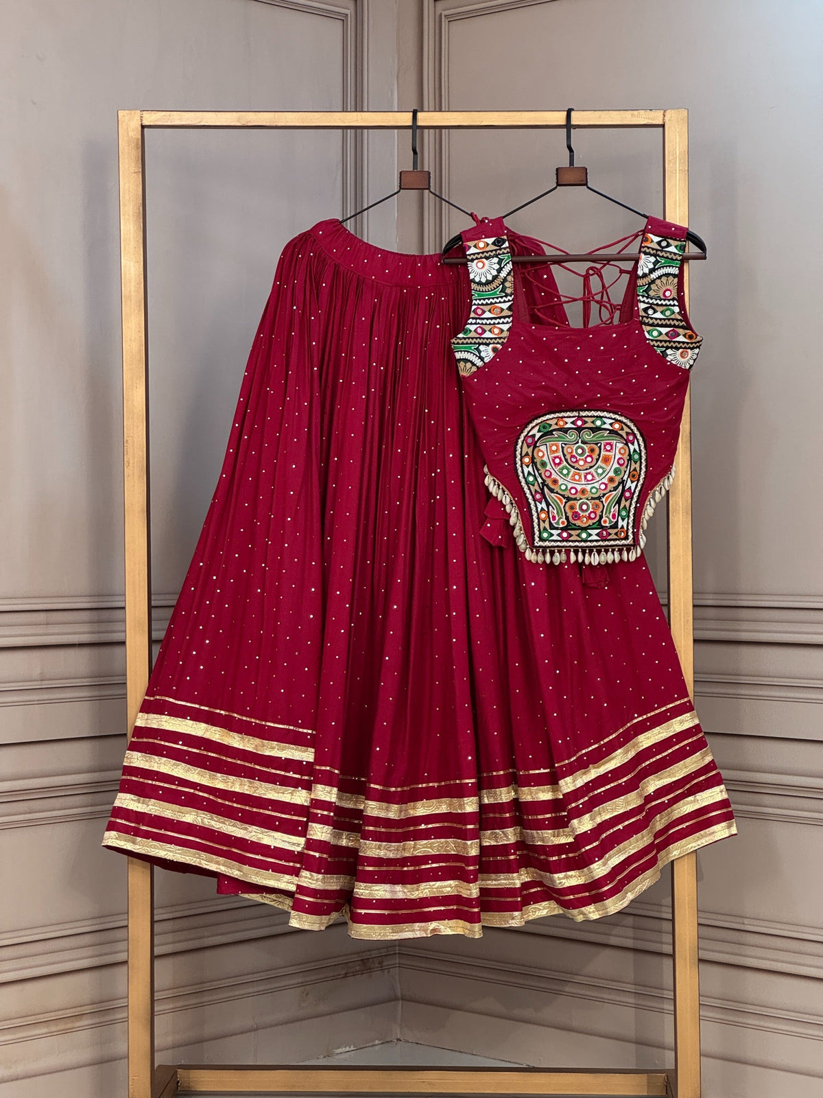 Rangrez-Raas Chaniya Choli | Gujarati Navratri Lehenga with Mukesh & Gamthi Mirror Work