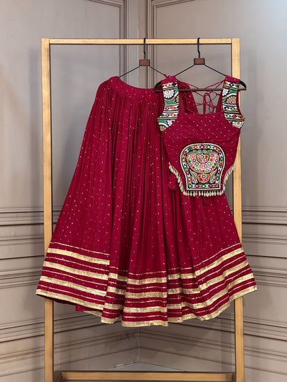 Rangrez-Raas Chaniya Choli | Gujarati Navratri Lehenga with Mukesh & Gamthi Mirror Work