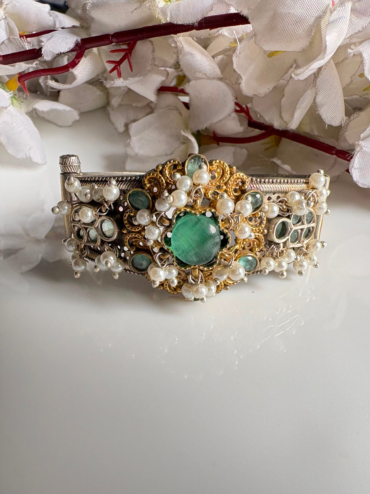 Ratnaprabha Premium SLA Pearl Openable Single Kada | Dual Tone Silver Look Bridal Bangle | Alankrent Luxe