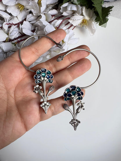 Pushpika Premium SLA Ear Cuff Earrings – Floral Fusion Statement Earcuffs with Pearl Detailing